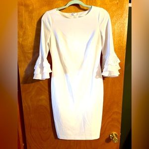 Brand new white dress for a formal occasion/smoke, free, and pet free home